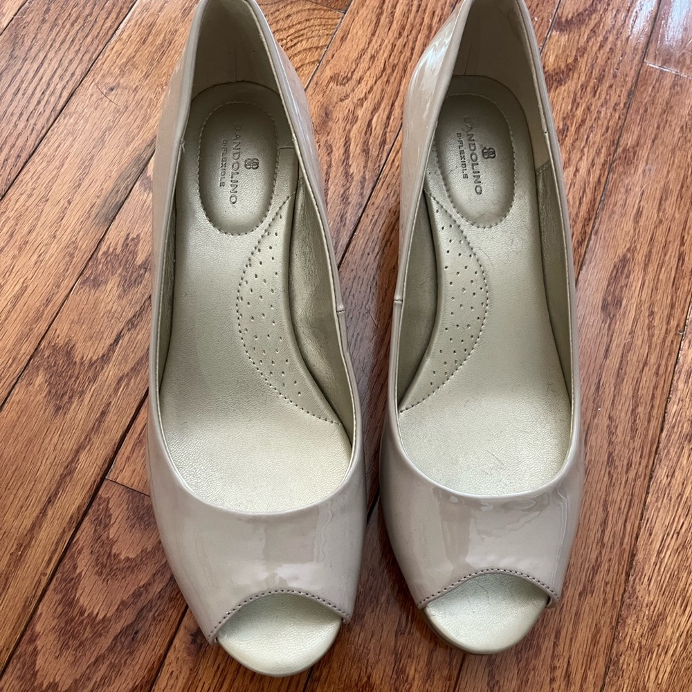 Bandolino Peep Toe Shoes